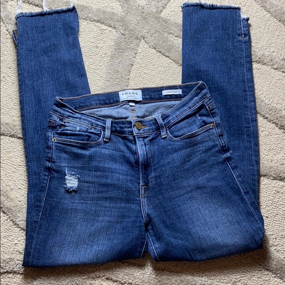 Frame - le High Straight , size 27 , split hem